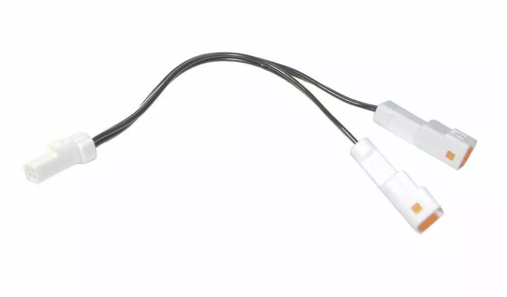 YAMAHA Y-Kabel Für Lichtanschluss 3 YAMAHA Y-Kabel Für Lichtanschluss
